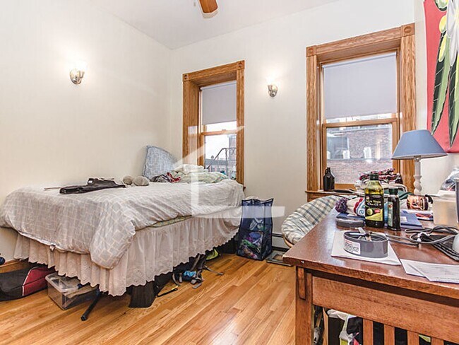 Photo - Really Nice 2 bed in Beacon Hill