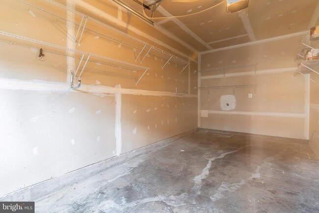 Photo - 21927 Windy Oaks Square