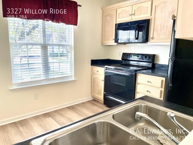 Photo - 3327 Willow Ridge Ln