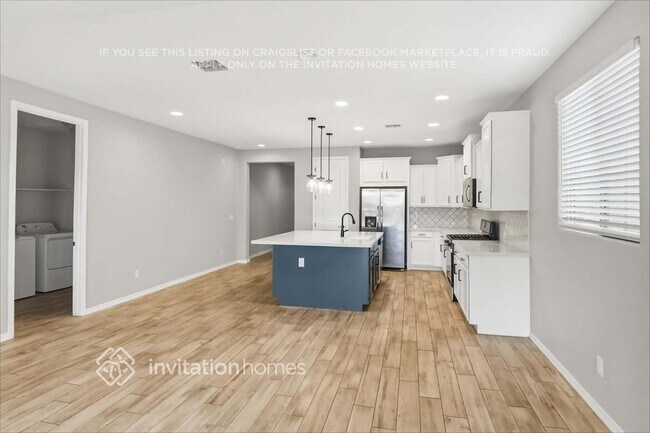Photo - 3008 N 198th Ln