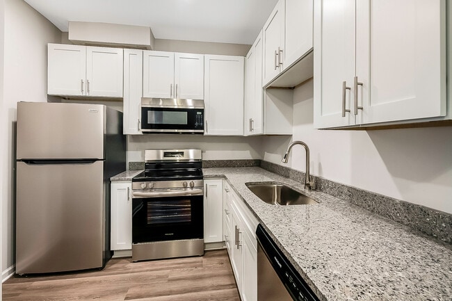 Apartamento de tres habitaciones en Meadows of Graham: NUEVO complejo de apartamentos en Graham, Carolina del Norte