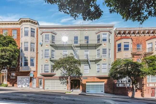 Building Photo - 1610 Golden Gate Rental
