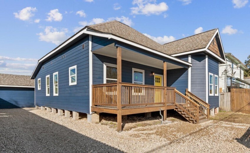 Photo - 2115 Fulton St