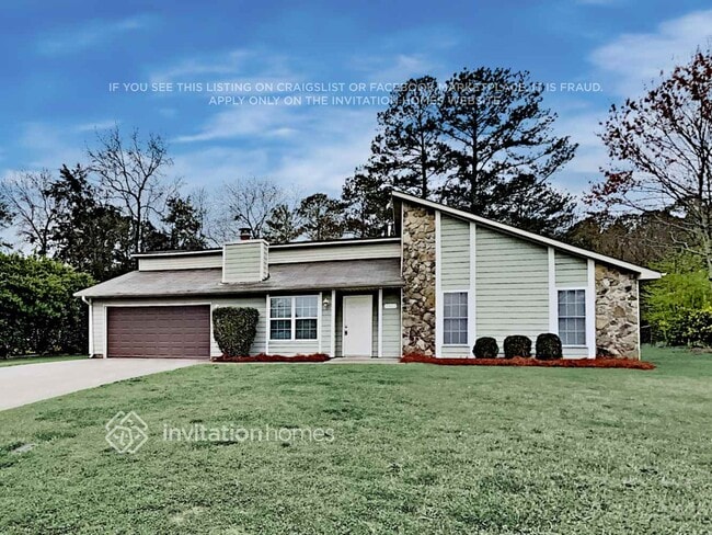 Building Photo - 2463 Mistletoe Ln SW Rental