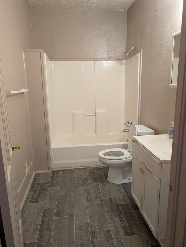 Photo - 7416 La Flor Ln