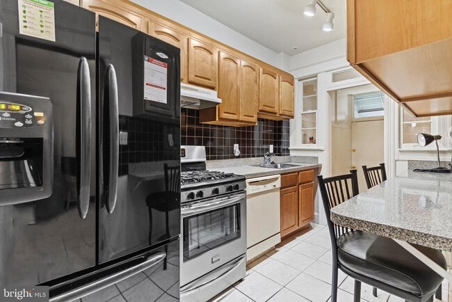 Photo - 415 Gallatin St NW