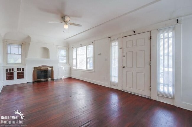 Charming 3Bdm 2Ba Home in the Normal Heights Community!