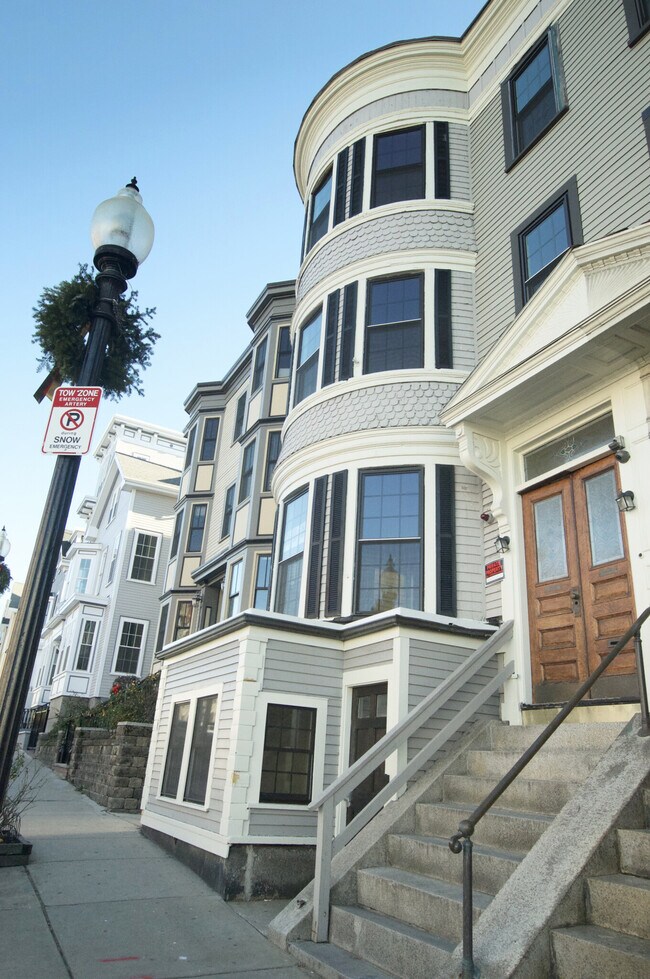 Photo - 501 E Broadway Unit 3