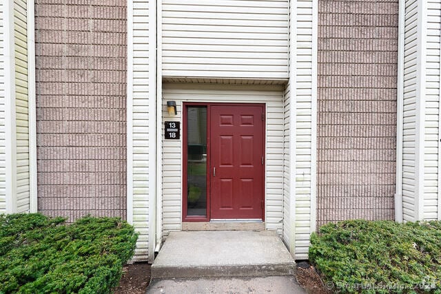 Building Photo - 254 Burgundy Hill Ln Unit 254 Rental