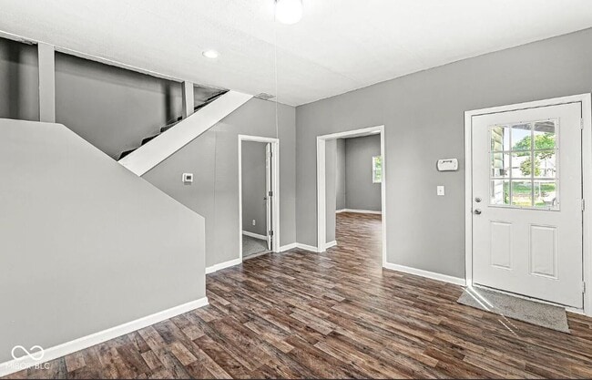 Photo - 841 Birch Ave Unit 1