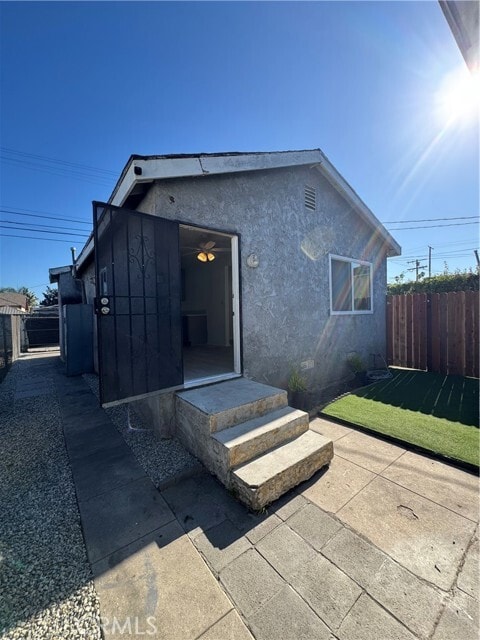 Building Photo - 1540 W 51st Pl Rental
