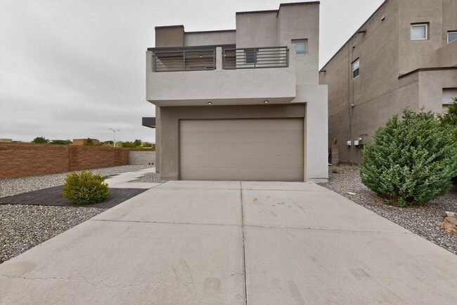 Photo - 5603 Linq Ct NE