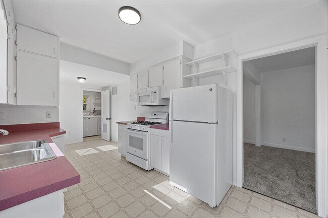Photo - Well Cared for Single Family Home in Conve...