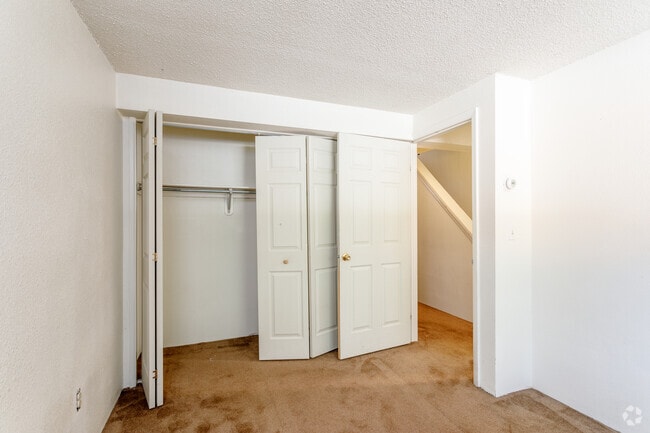 2HAB, 1BA - 900 ft² (Apartamento en planta baja)