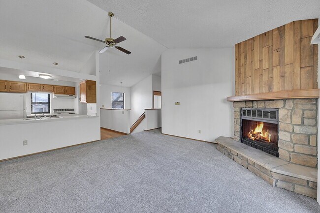 Photo - $2,130.95  - $500 OFF First Month's Rent - 3 Bedrooms, 2 Bathrooms Townhouse in Aurora with Washe...