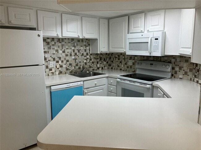 Photo - 8235 Lake Dr Unit 306