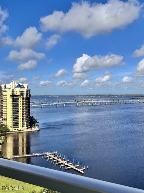 Building Photo - 3000 Oasis Grand Blvd Unit 2307 Rental
