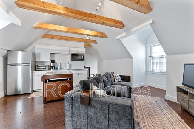 Photo - 6116 Guilford Ave