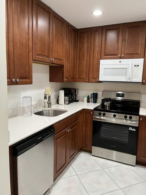 Building Photo - 457 Flanders Dr Unit 457