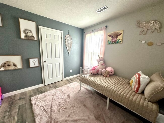 Photo - 704 NW 67th Ave