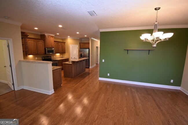 Photo - 102 Miller Dr