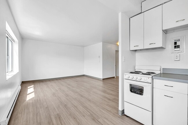 Photo - Uptown Arms & Manor