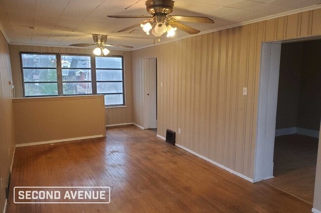 Photo - 401 N Douglas Ave