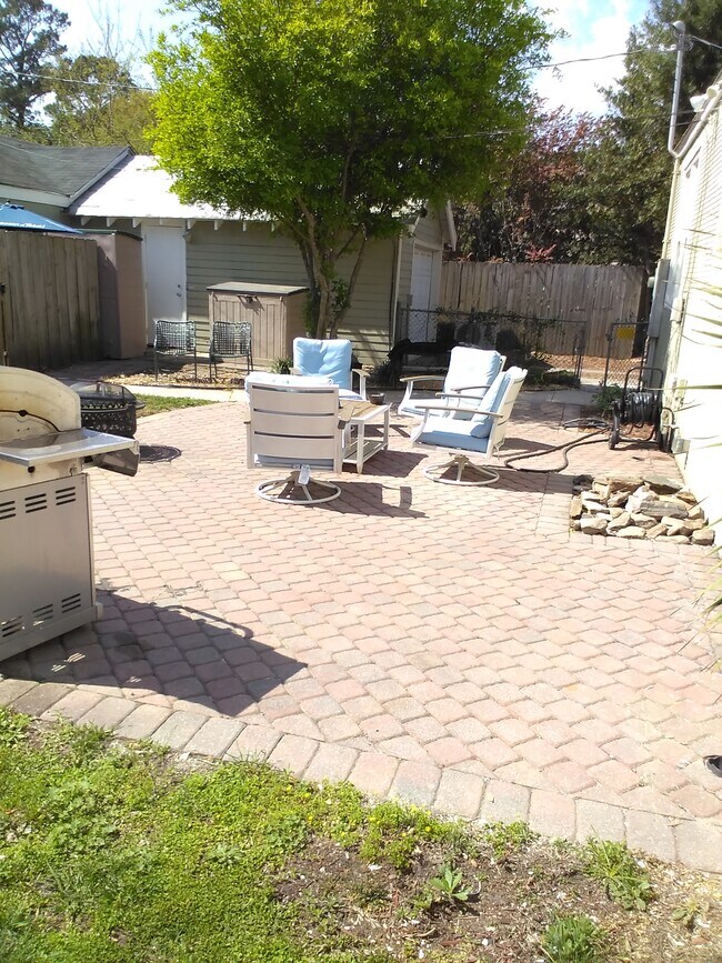 Photo - 707 Columbus Dr