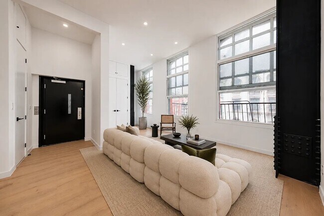 110 Reade St Unit PH