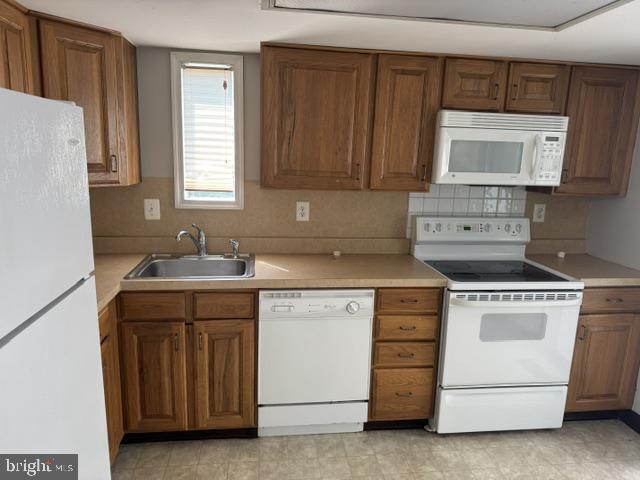 Photo - 213 Uxbridge Dr