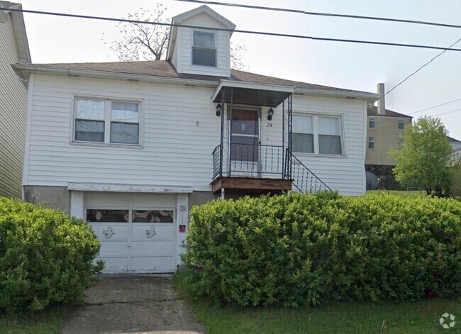 Building Photo - 24 Grant St Rental