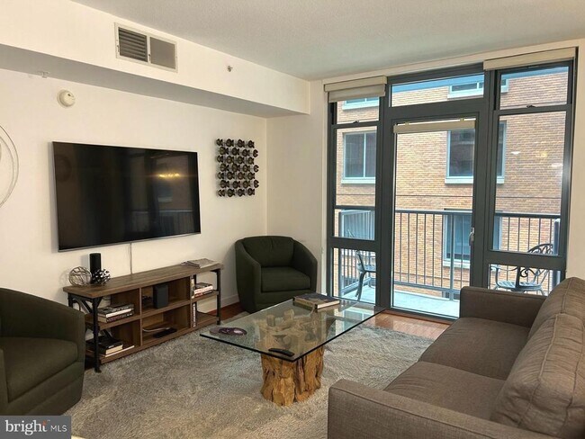 Photo - 1117 10th St NW Unit 411