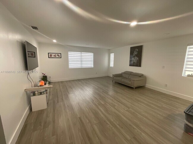 Photo - 12100 SW 271st St