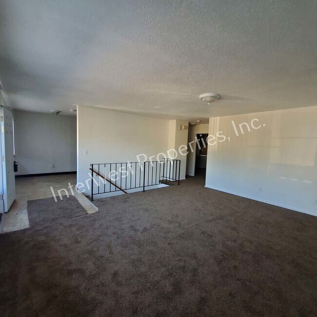 11706 E Burnside St Unit 11714