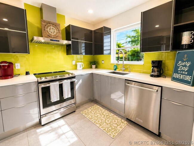 800 SE 11th Ct