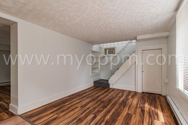 Photo - 4824 Webster St Unit 4824/4820