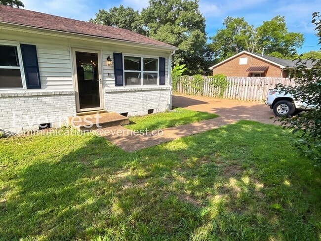 Photo - 204 W Monticello Ave