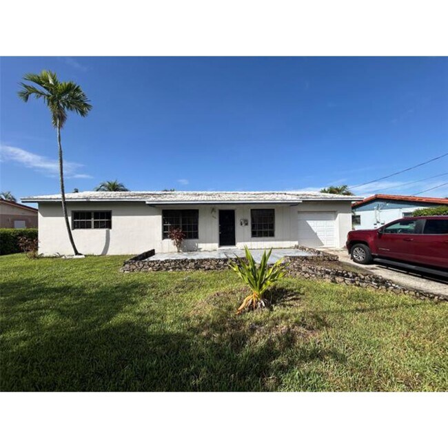 Photo - 2020 SW 127th Ct