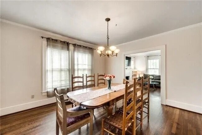 Photo - 2510 Wabash Ave