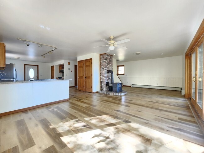 Photo - 1323 Pushaw Rd