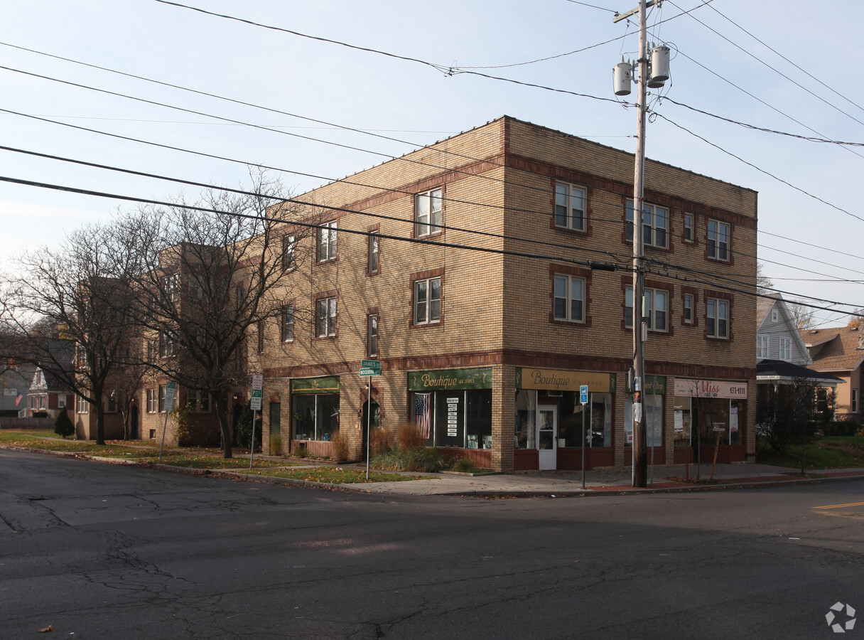 Photo - Woodbine Apartments