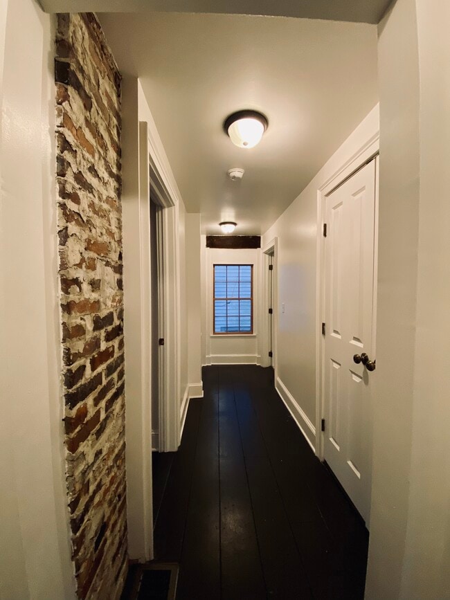 Photo - 4002 Chatham St