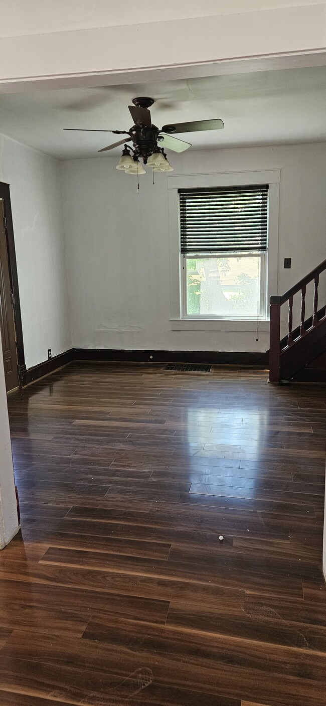 Photo - 129 N Bergan Ave