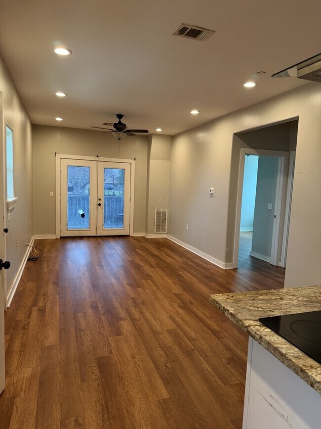 Photo - 430 Schmidt Rd Unit A-2