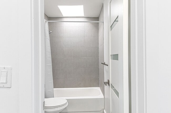 Photo - 5005 August St Unidad 26