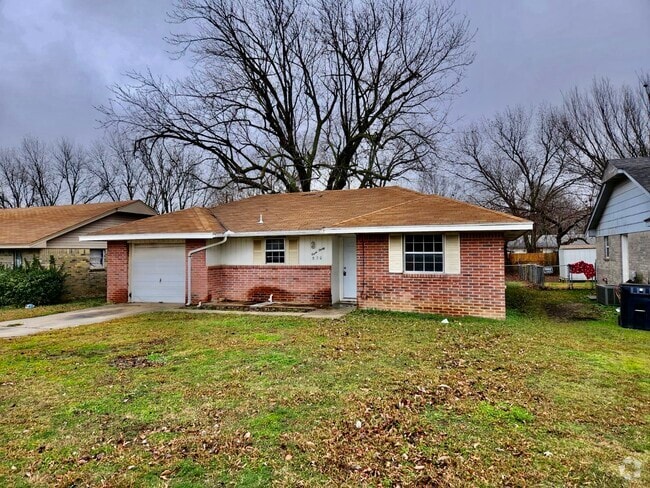 Building Photo - 830 Crestview Ave Rental