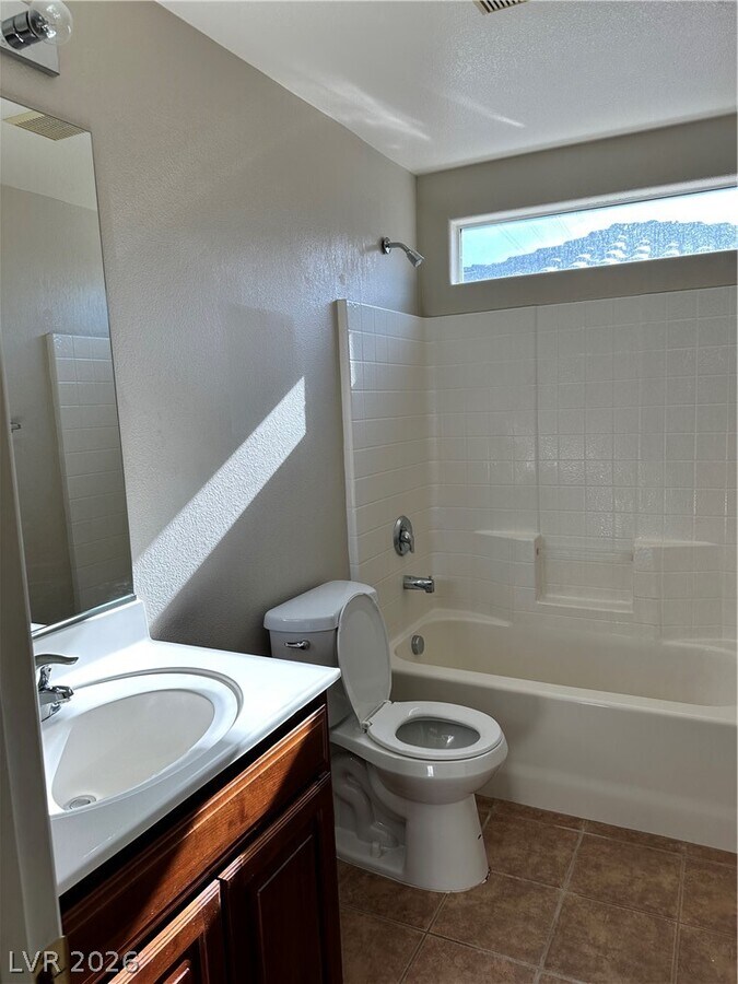 Photo - 4022 Sparrow Rock St