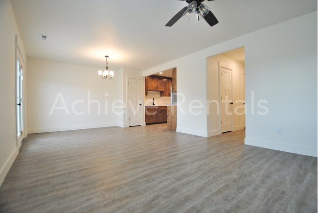 Photo - Mountain-View Townhome | 30 Minutes to Ogden & Close to Snowbasin