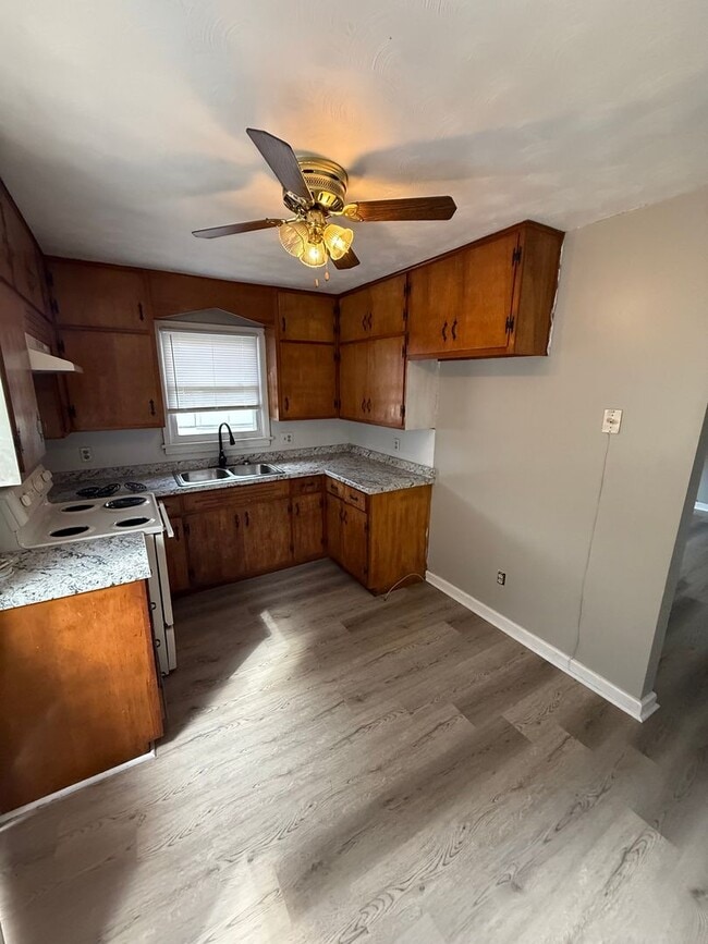 Photo - 2 Bed / 1 Bath