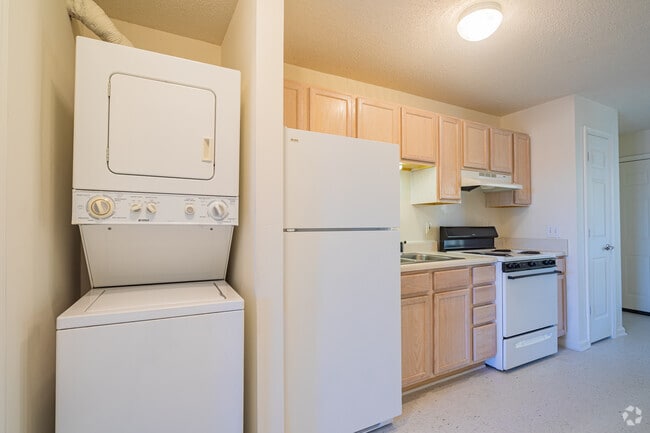 1BR, 1BA